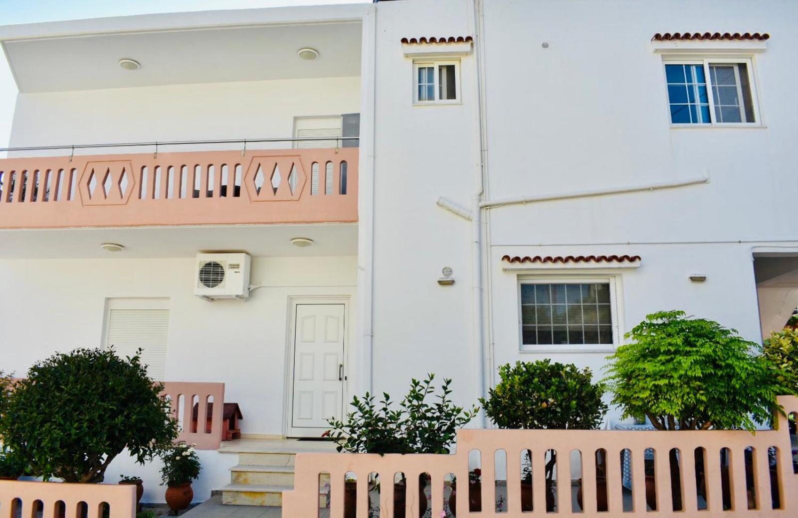 Cozy Renovated Apartment "Filoxenia" Kato Daratso Exterior photo